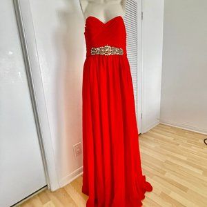 NWOT Gorgeous tangerine/orange strapless gown with beaded waist detail, Sz 10